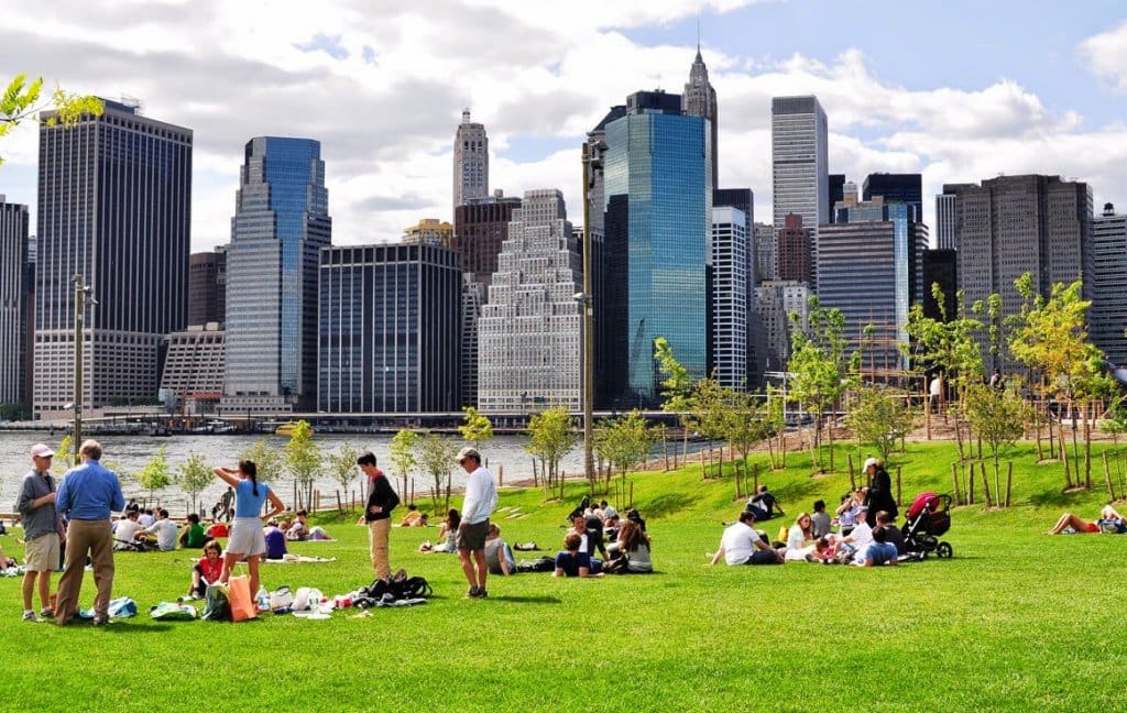 Parque Brooklyn Bridge Park em Nova York Parque Brooklyn Bridge Park em Nova York
